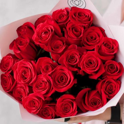 Букет из 25 красных роз (Эквадор) 50 см Freedom