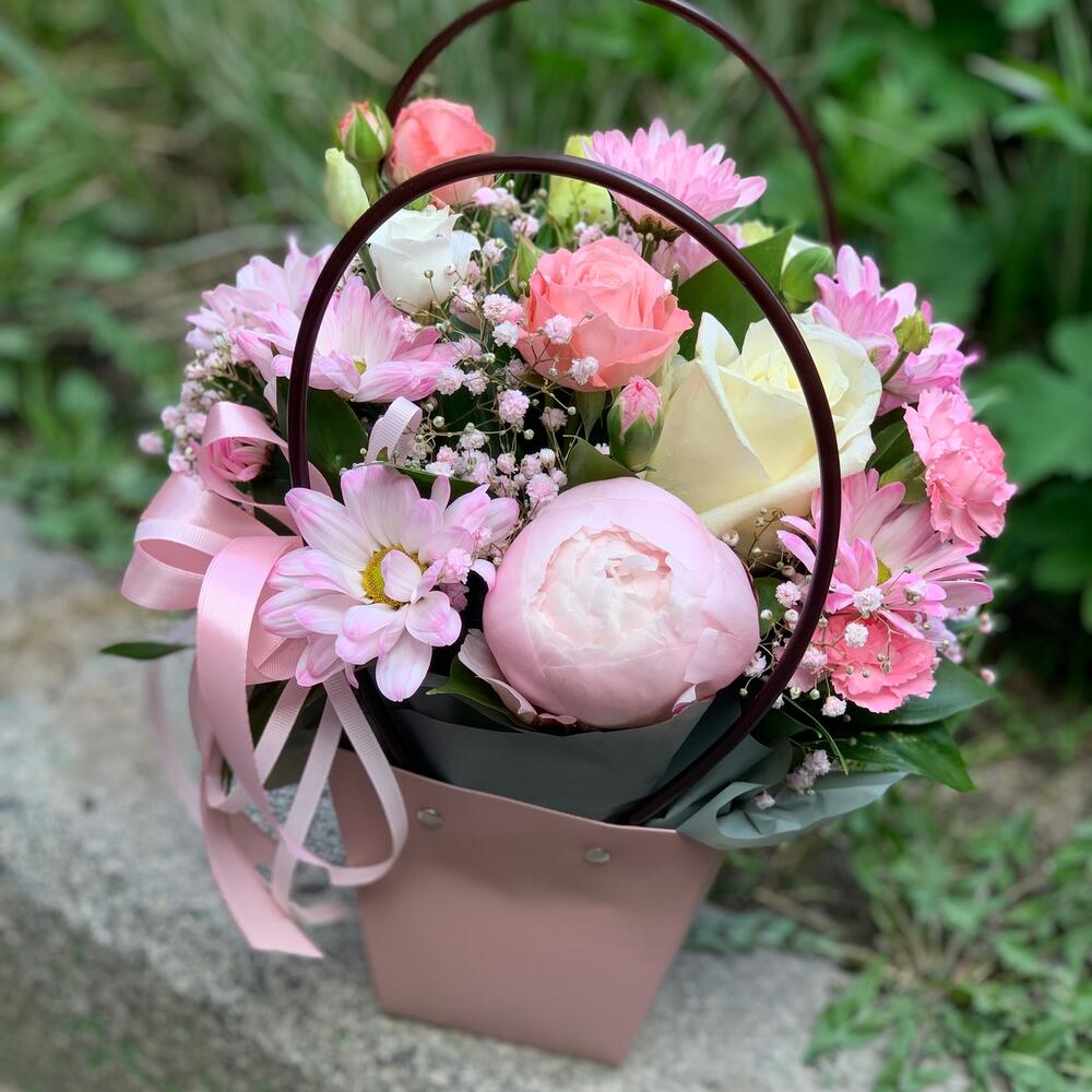 Сумочка с пионом