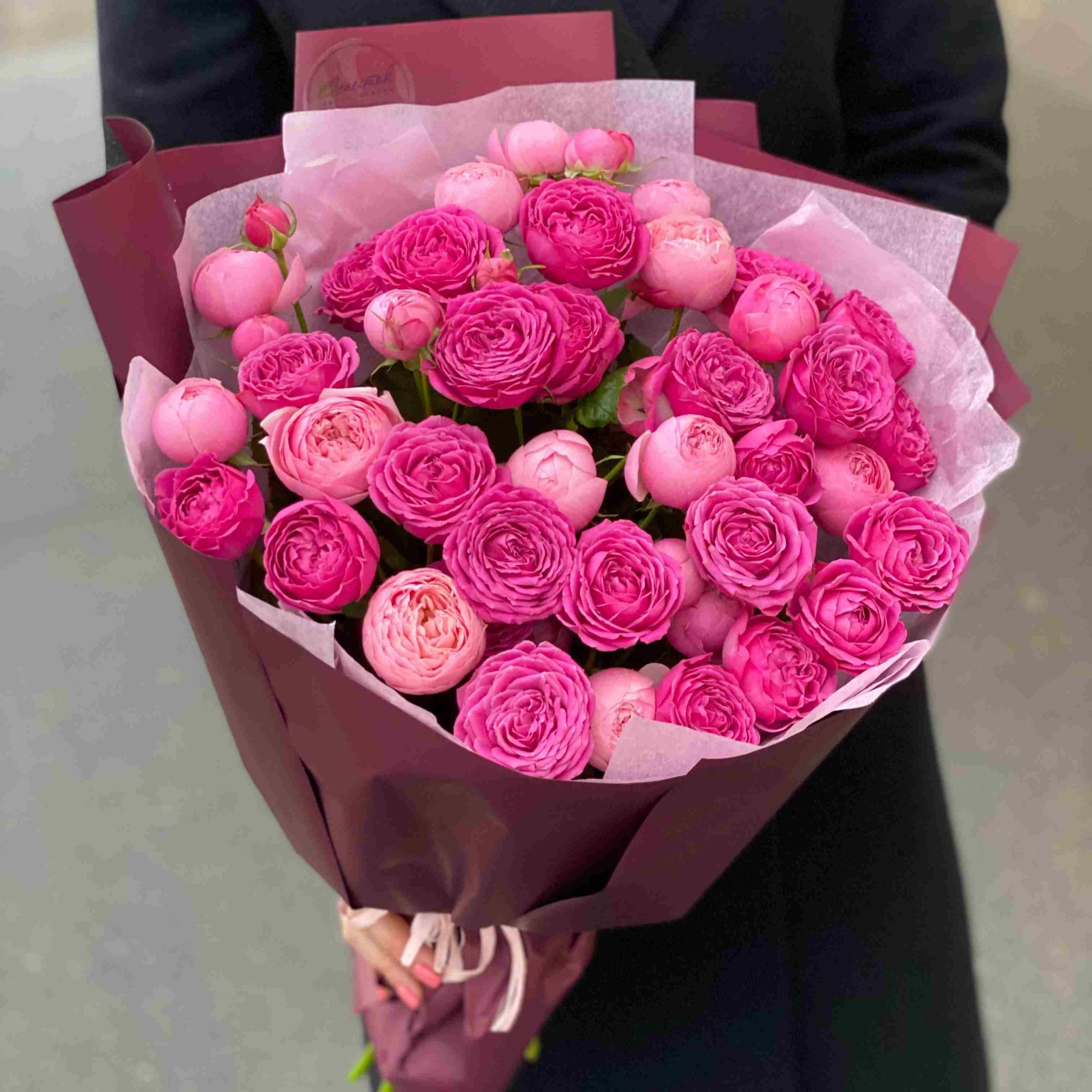 Монобукет из пионовидных роз