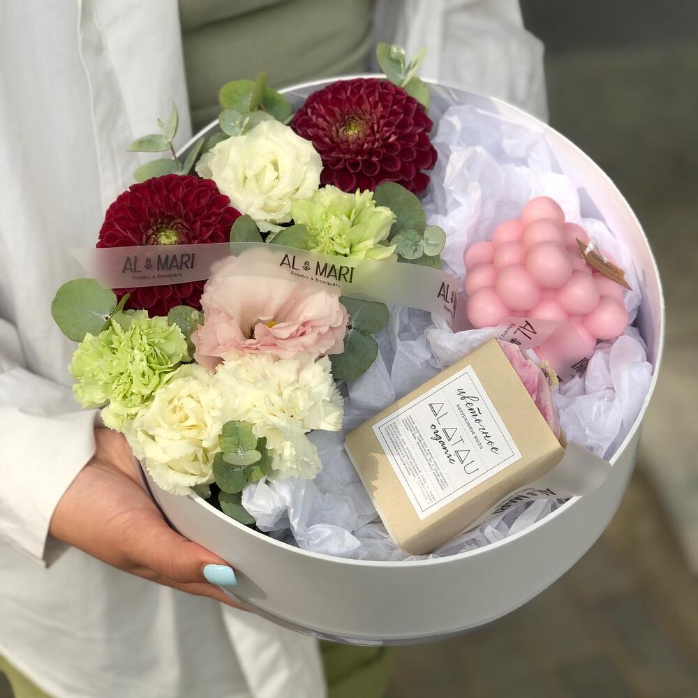 Сет с георгином